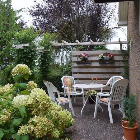 Cozy Vacation Home With A Private Garden Mantinge ภายนอก รูปภาพ